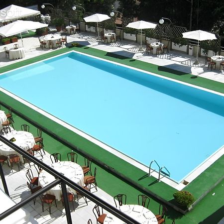 Hotel Du Parc Atri Exteriér fotografie